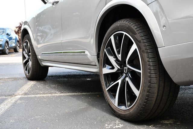 2023 Volvo XC90 B6 Plus 7-Seater