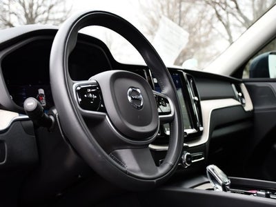2022 Volvo XC60 B6 Inscription
