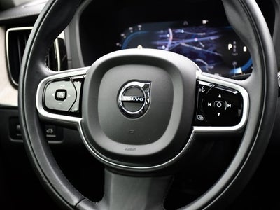 2022 Volvo XC60 B6 Inscription