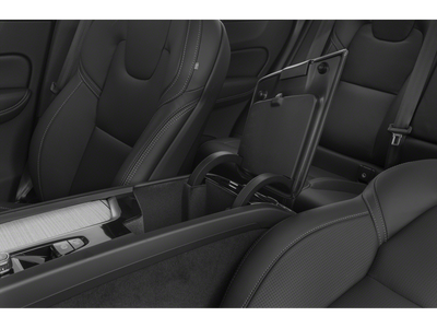 2022 Volvo XC60 B6 Inscription