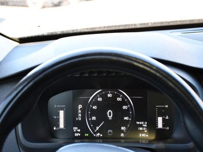 2018 Volvo XC90 T5 Momentum