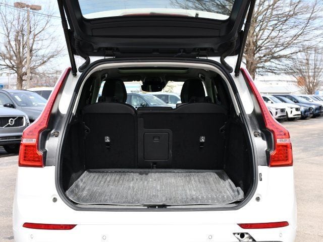 2021 Volvo XC60 T5 Momentum