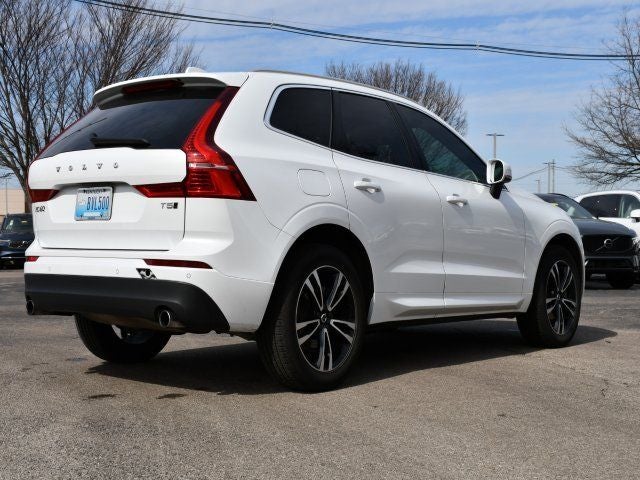 2021 Volvo XC60 T5 Momentum