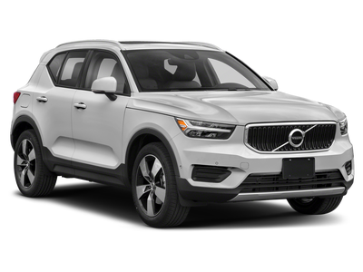 2019 Volvo XC40 Momentum