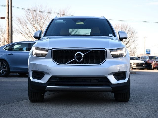 2019 Volvo XC40 Momentum