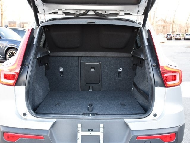 2019 Volvo XC40 Momentum