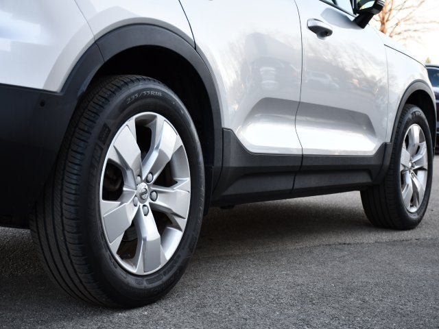 2019 Volvo XC40 Momentum