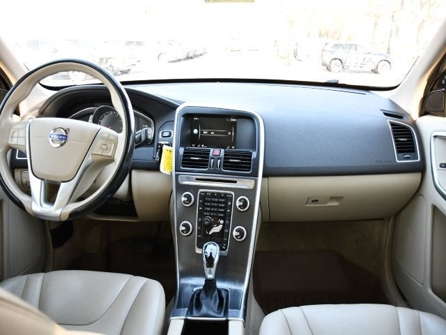 2015 Volvo XC60 T5 Premier