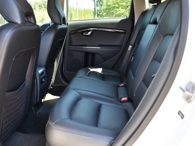 2016 Volvo XC70 T5 Platinum