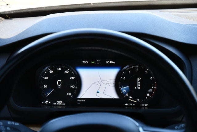 2022 Volvo XC90 T6 Momentum