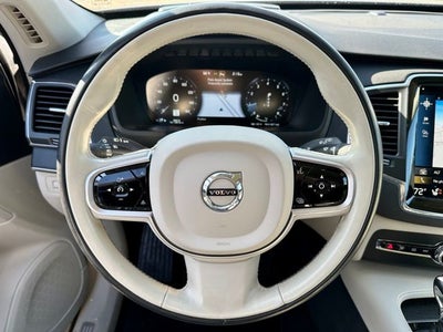 2020 Volvo XC90 T6 Momentum