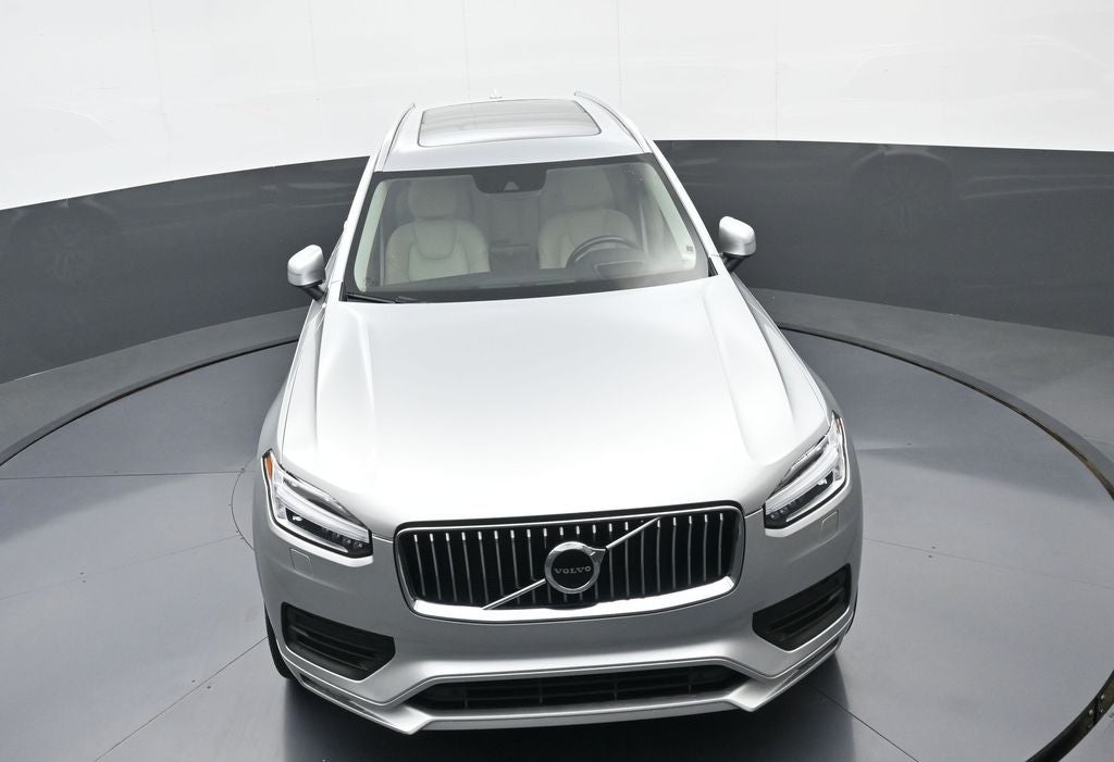 2022 Volvo XC90 Momentum