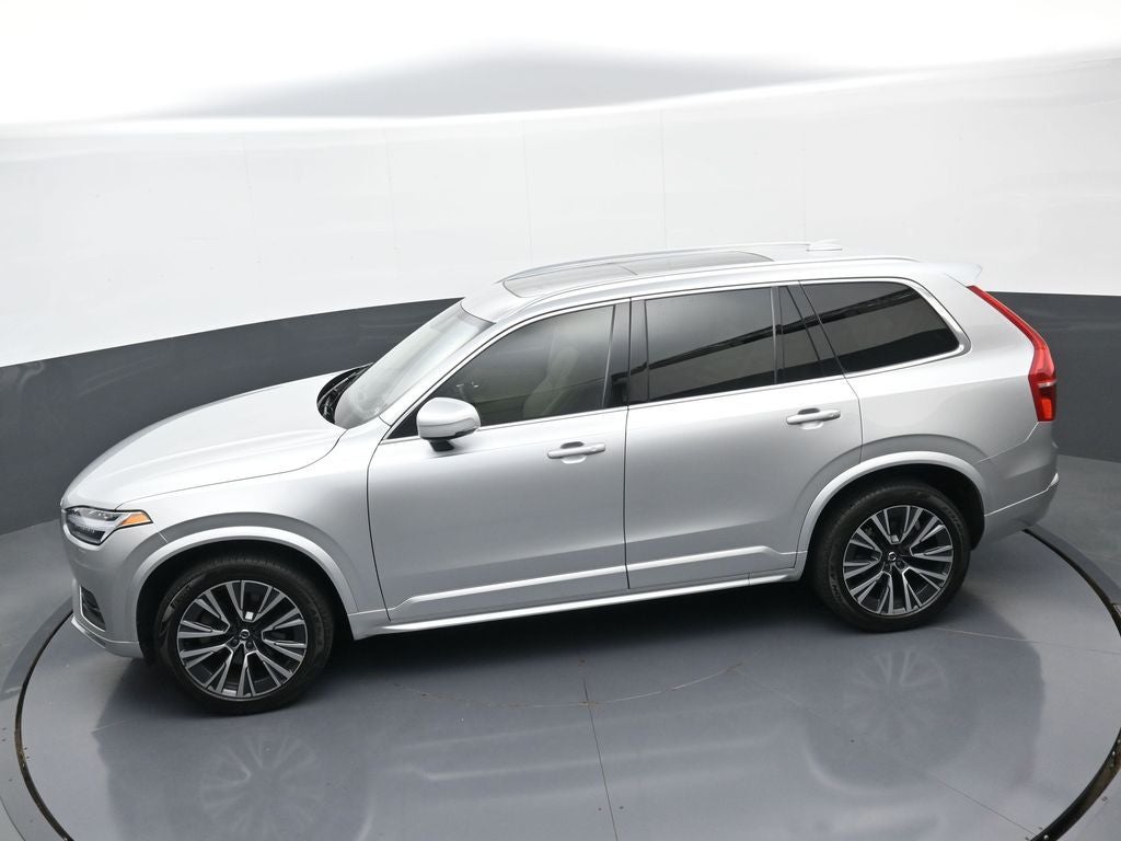 2022 Volvo XC90 Momentum