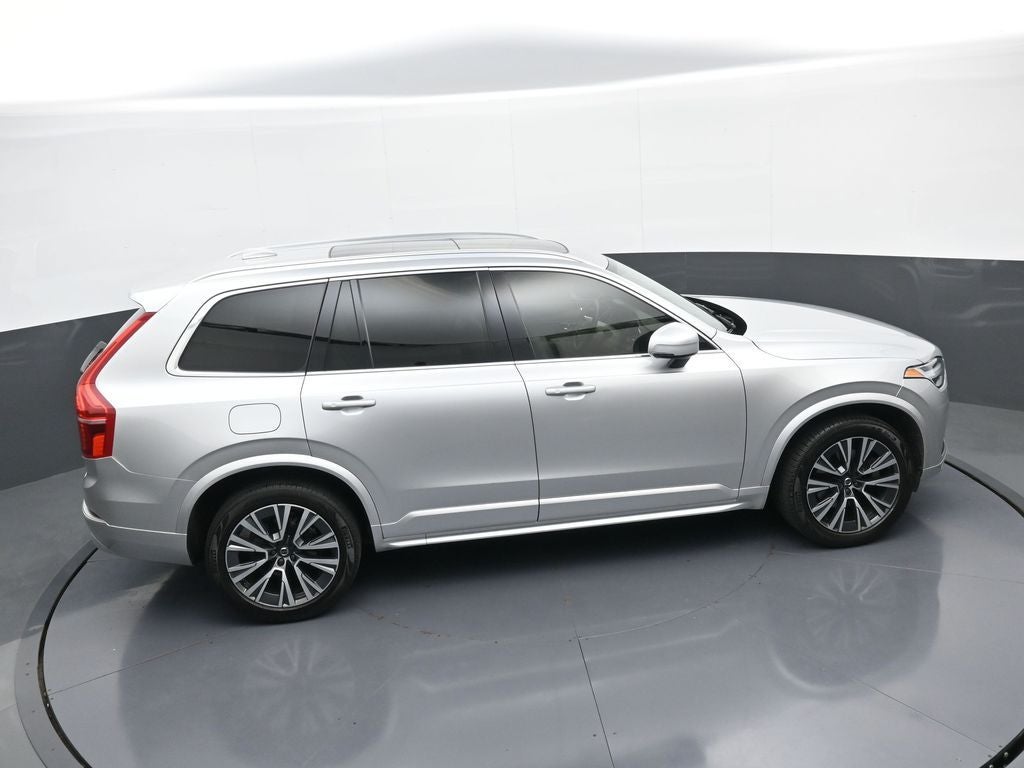 2022 Volvo XC90 Momentum