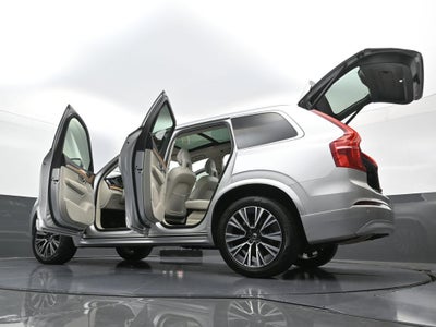 2022 Volvo XC90 Momentum