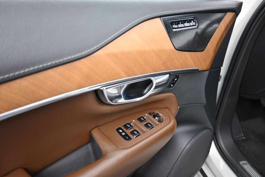 2020 Volvo XC90 Inscription