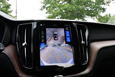 2024 Volvo XC60 Recharge Plug-In Hybrid T8 Plus Dark Theme