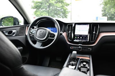 2024 Volvo XC60 Recharge Plug-In Hybrid T8 Plus Dark Theme