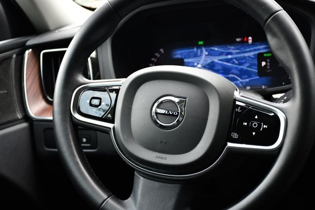 2024 Volvo XC60 Recharge Plug-In Hybrid T8 Plus Dark Theme
