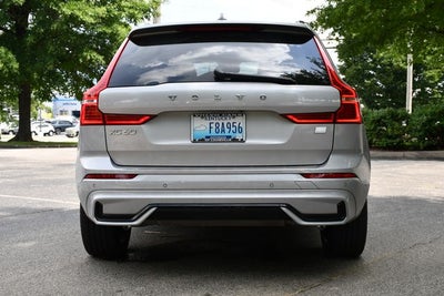 2024 Volvo XC60 Recharge Plug-In Hybrid T8 Plus Dark Theme