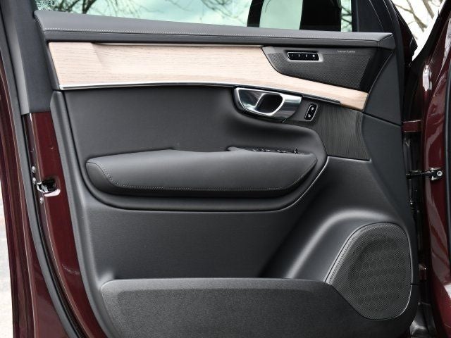 2025 Volvo XC90 Plug-In Hybrid T8 Plus 7 Passenger 2025.5