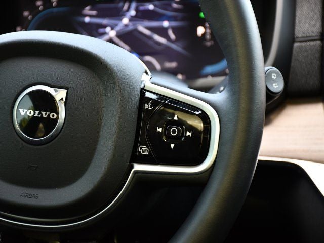 2025 Volvo XC90 Plug-In Hybrid T8 Plus 7 Passenger 2025.5
