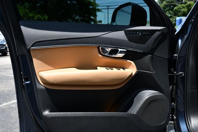2025 Volvo XC90 Plug-In Hybrid T8 Ultra 7 Passenger