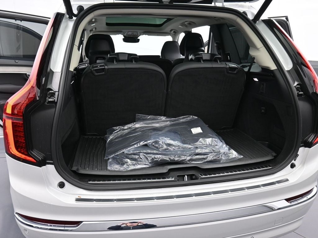 2025 Volvo XC90 Plug-In Hybrid Ultra