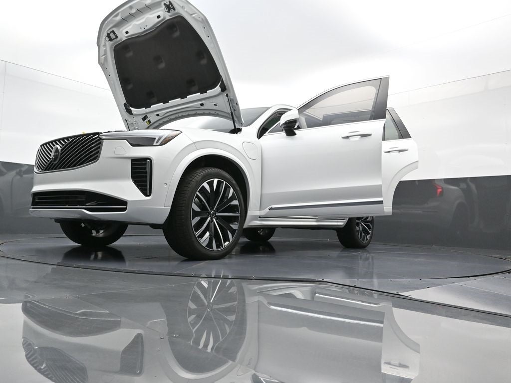 2025 Volvo XC90 Plug-In Hybrid Ultra