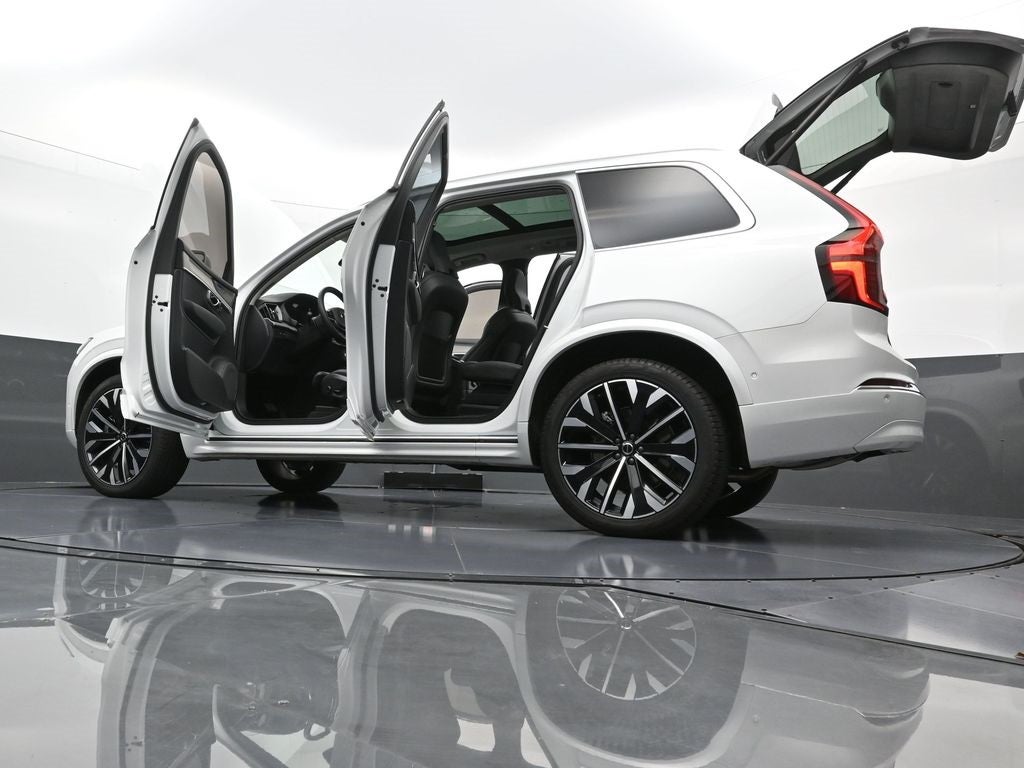 2025 Volvo XC90 Plug-In Hybrid Ultra