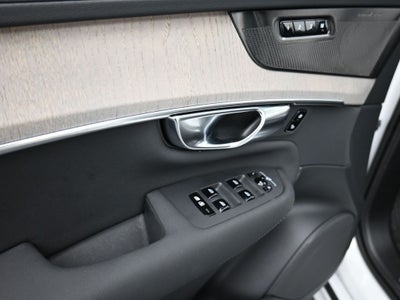 2025 Volvo XC90 Plug-In Hybrid Ultra