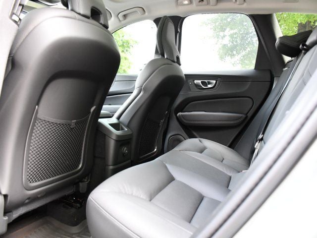 2025 Volvo XC60 Plug-In Hybrid T8 Plus