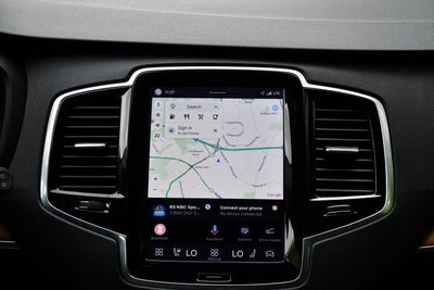 2023 Volvo XC90 B5 Plus