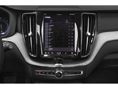 2022 Volvo XC60 B5 Inscription