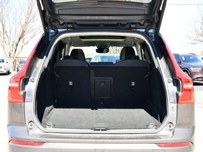 2024 Volvo XC60 B5 Plus Dark Theme