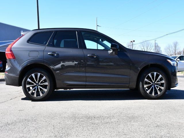 2024 Volvo XC60 B5 Plus Dark Theme