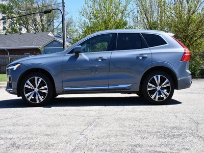 2023 Volvo XC60 B5 Plus Bright Theme