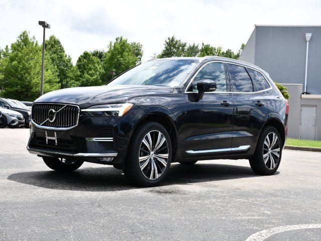 2023 Volvo XC60 B5 Plus Bright Theme