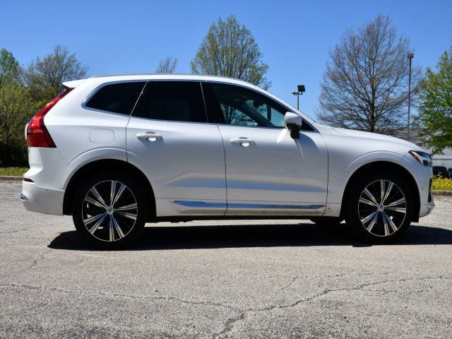 2023 Volvo XC60 B5 Plus Bright Theme