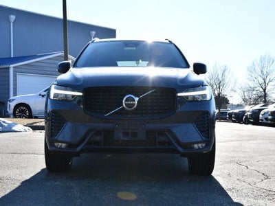 2023 Volvo XC60 B5 Ultimate Dark Theme