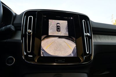 2026 Volvo XC40 B5 Plus