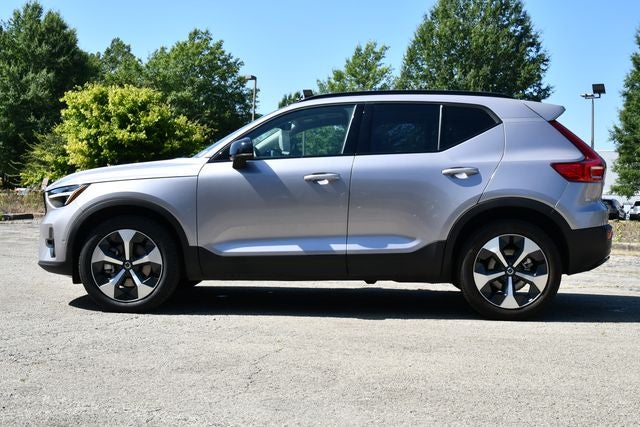 2026 Volvo XC40 B5 Plus