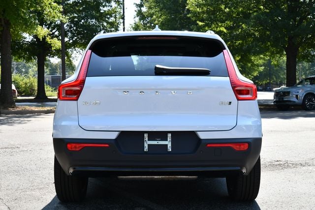 2026 Volvo XC40 B5 Plus
