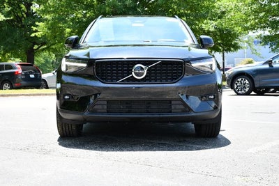 2026 Volvo XC40 B5 Plus