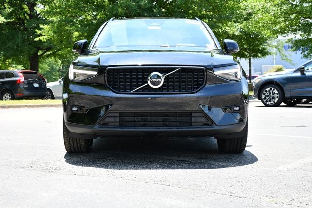 2026 Volvo XC40 B5 Plus