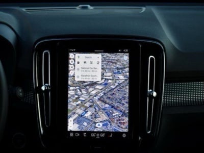 2025 Volvo XC40 B5 Plus Dark Theme