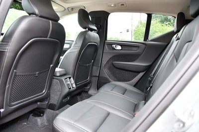 2026 Volvo XC40 B5 Plus