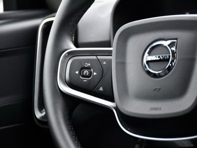 2025 Volvo XC40 B5 Core