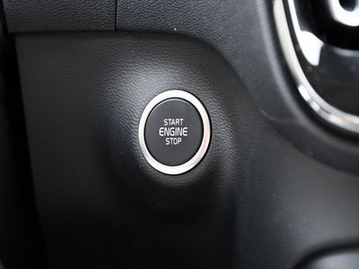 2025 Volvo XC40 B5 Core