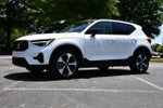 2023 Volvo XC40 B5 Plus Dark Theme